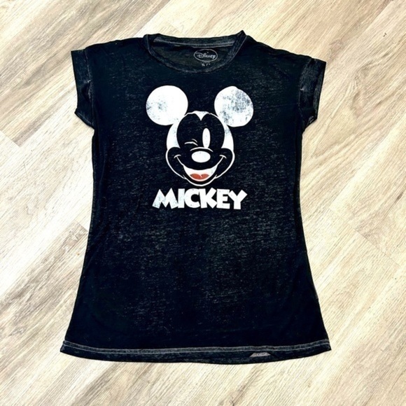 DISNEY cute Mickey Mouse short sleeve tee shirt in excellent condition. - Picture 5 of 5